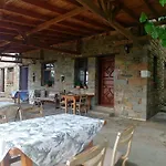 Kastro فندق مبيت وإفطار İmroz