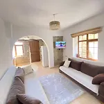 فندق مبيت وإفطار Kastro