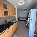 فندق مبيت وإفطار Kastro 3*