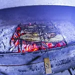 فندق مبيت وإفطار Kastro