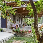 فندق مبيت وإفطار Kastro İmroz