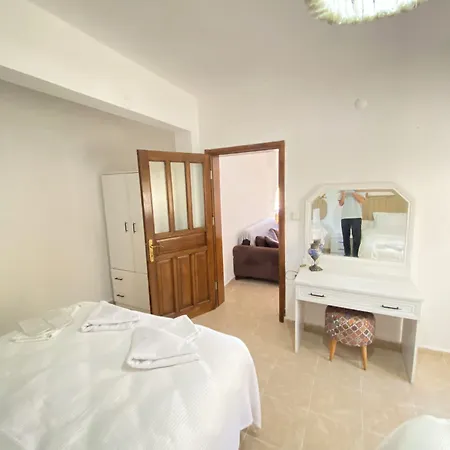 Kastro 3*